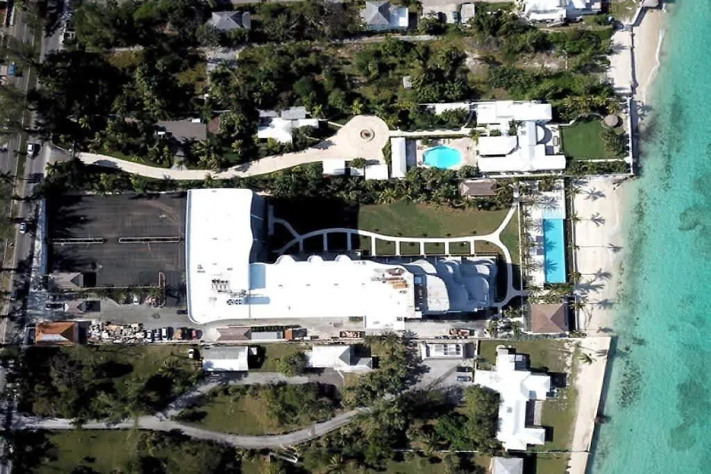 Modern Condo At One Cable Beach With Balcony Nassau